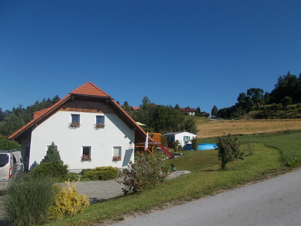 Apartment Rozika Slovenj Gradec Camera foto